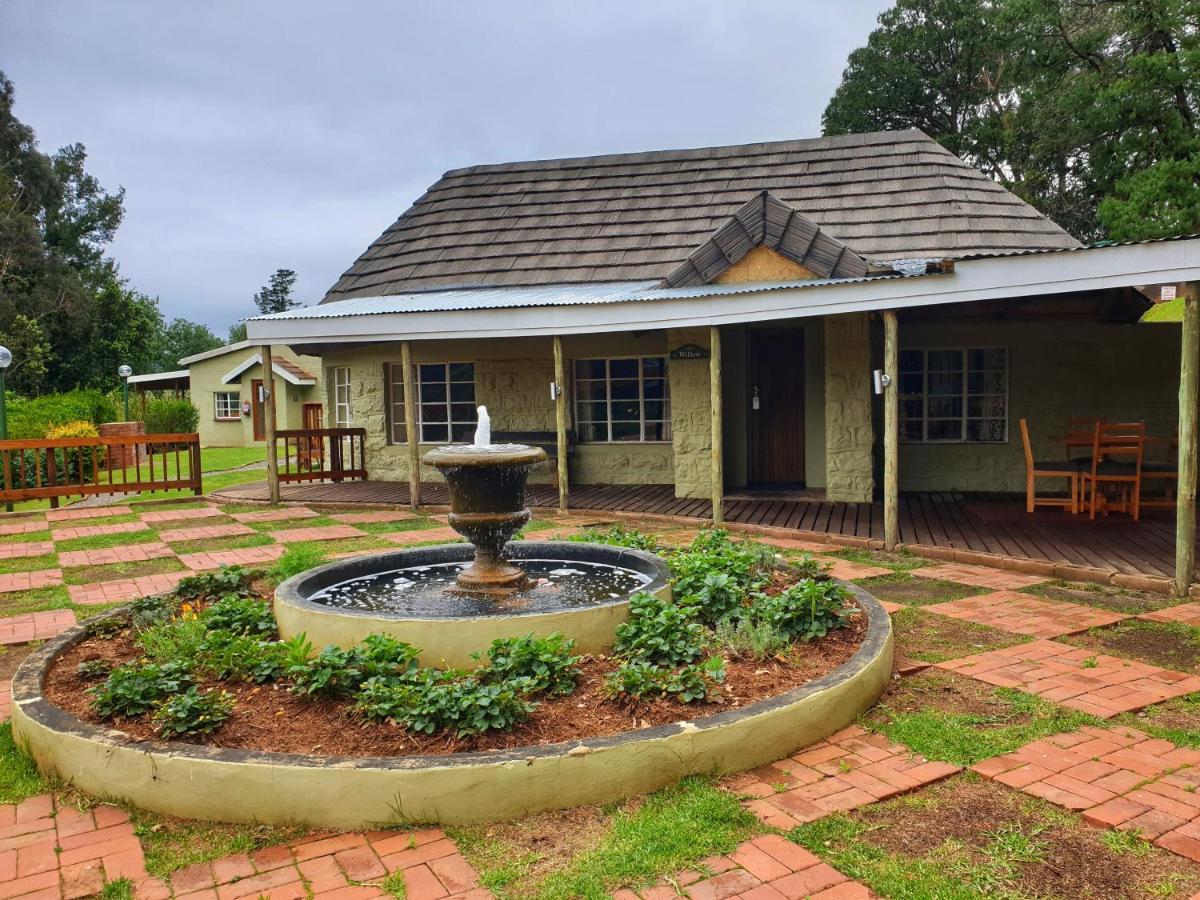 Gooderson Leisure Mountain View Cottages Self Catering And Timeshare Resort Drakensberg Eksteriør billede