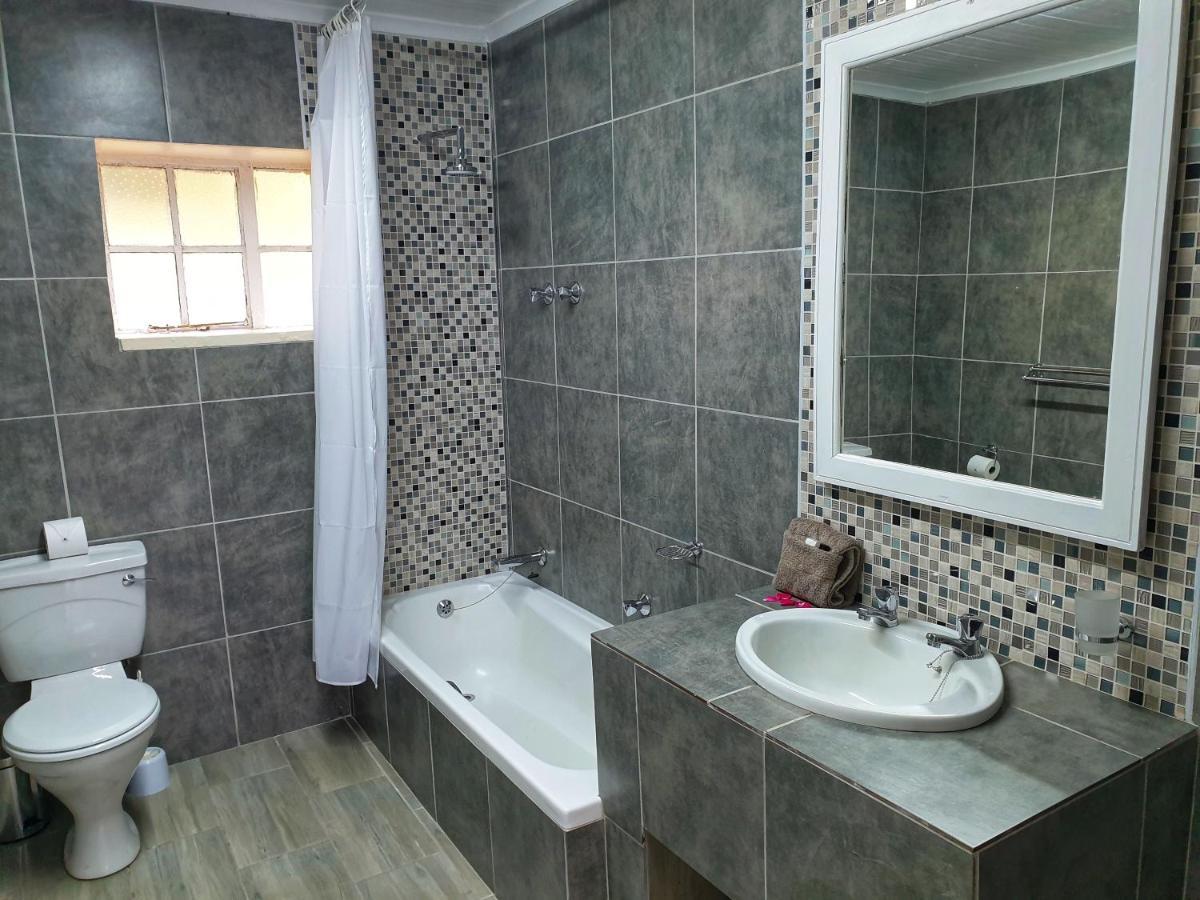 Gooderson Leisure Mountain View Cottages Self Catering And Timeshare Resort Drakensberg Eksteriør billede