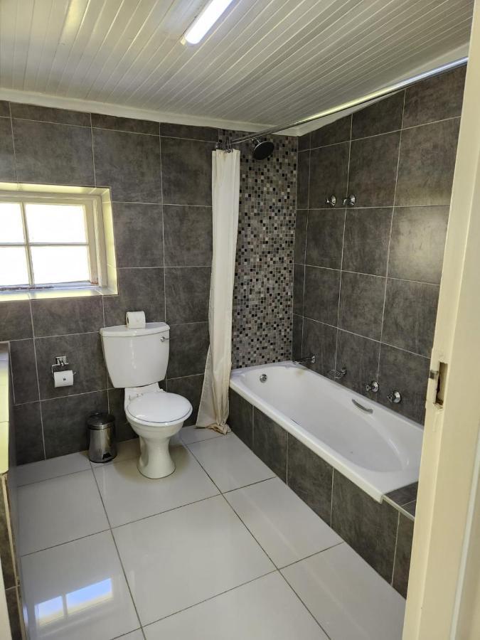 Gooderson Leisure Mountain View Cottages Self Catering And Timeshare Resort Drakensberg Eksteriør billede