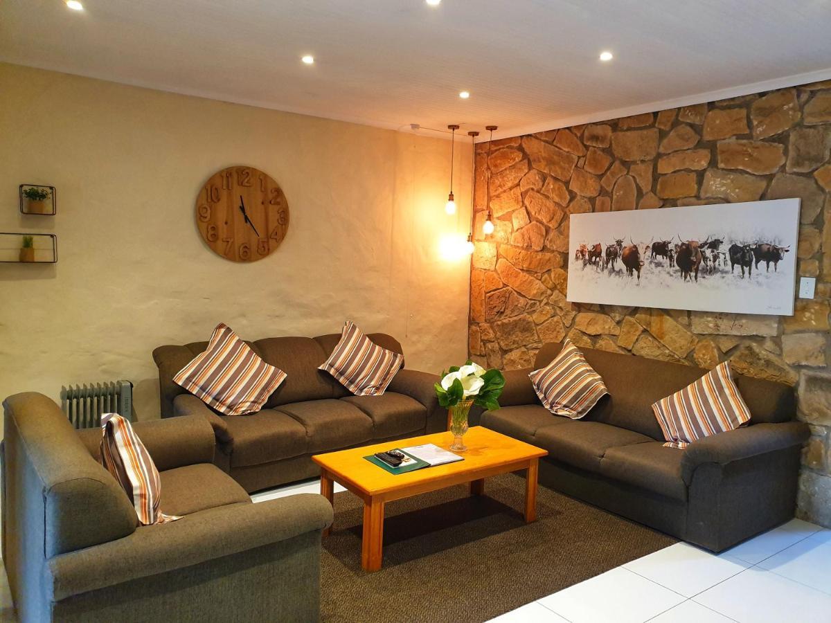 Gooderson Leisure Mountain View Cottages Self Catering And Timeshare Resort Drakensberg Eksteriør billede